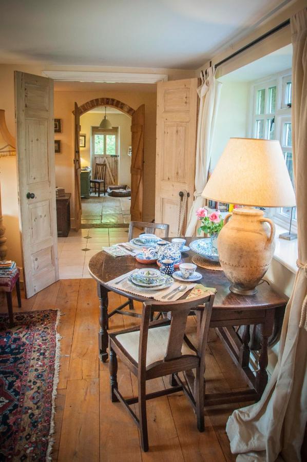 Milton Farm Bed & Breakfast East Knoyle Bagian luar foto